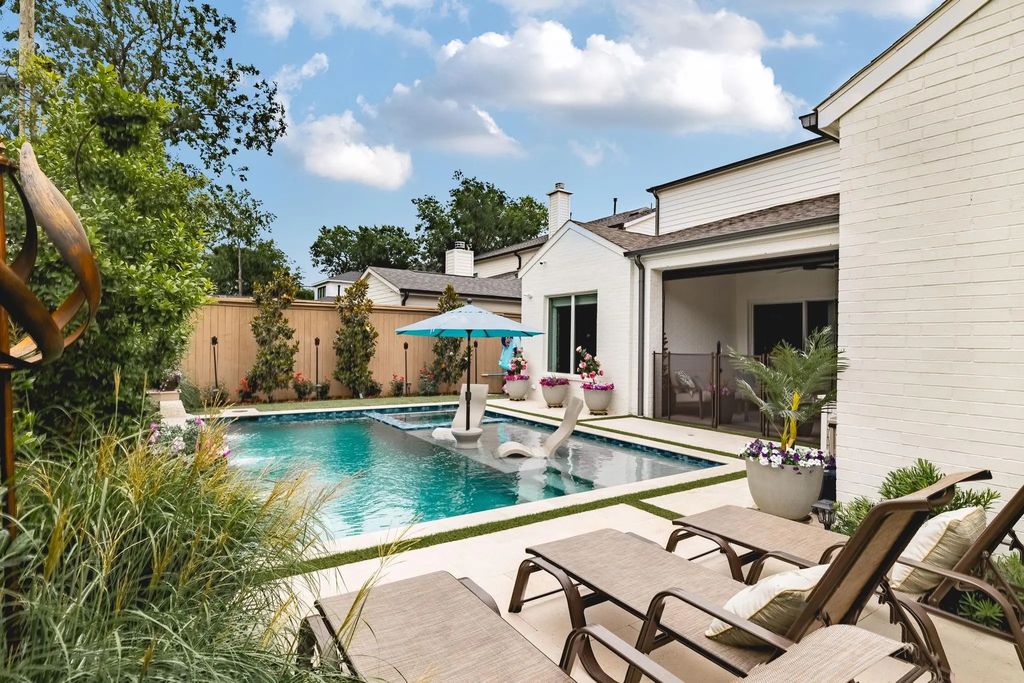 3963 Rochelle Drive, Dallas