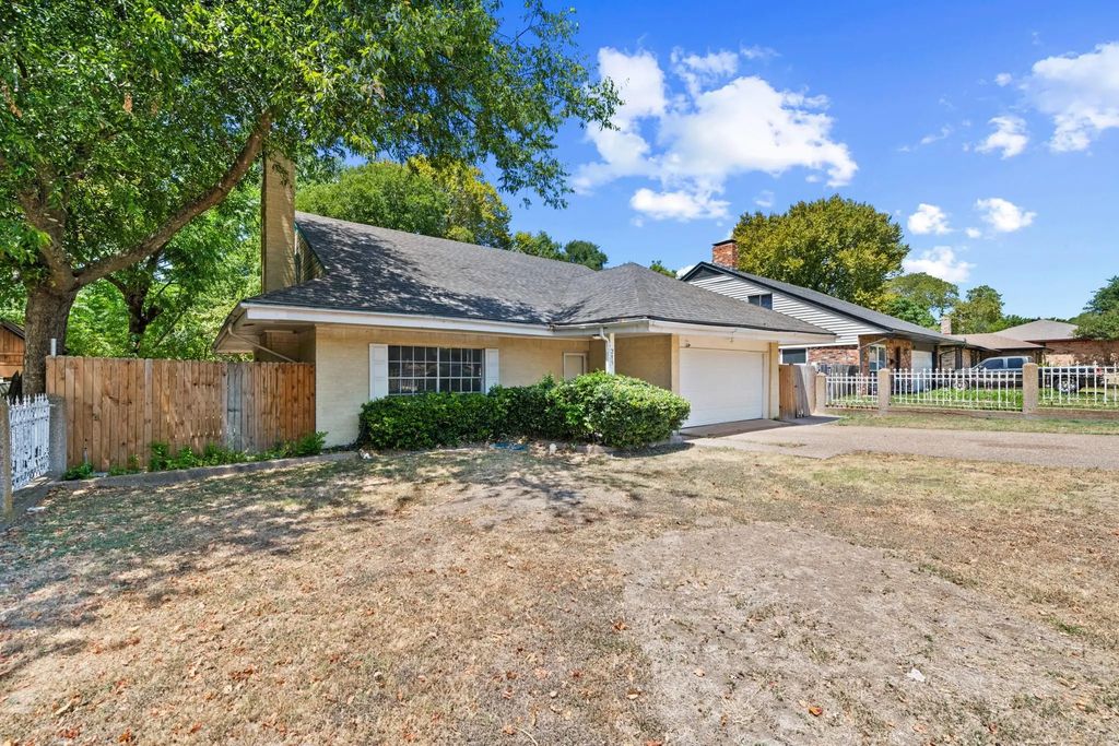 215 Johnson Drive, Duncanville