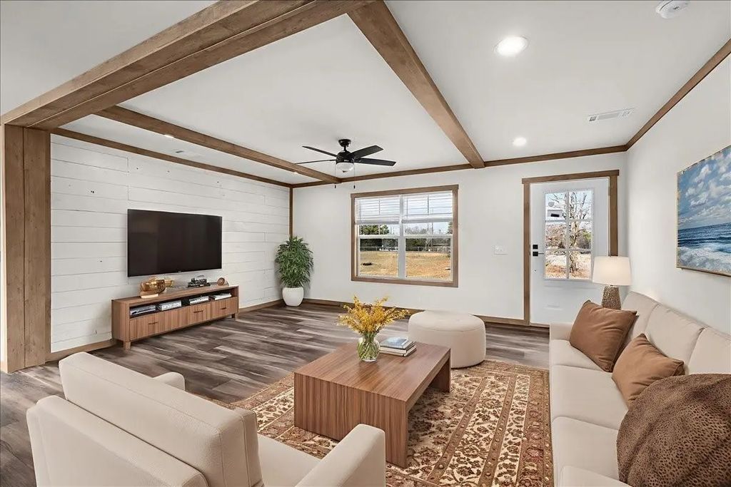 152 Private Road 3647, Springtown