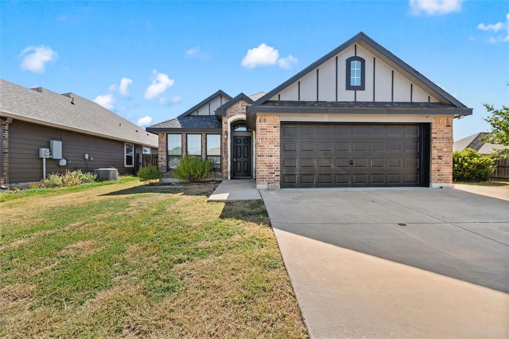 10816 Kestrel Court, Waco