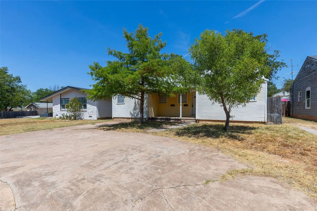 710 E North 13th Street, Abilene