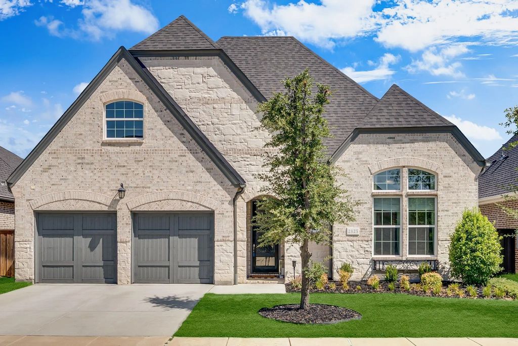 2825 Braemar, The Colony