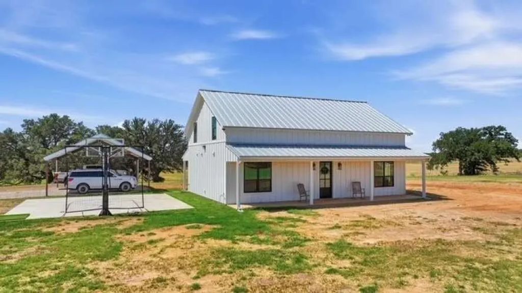 1014 Adell Road, Weatherford