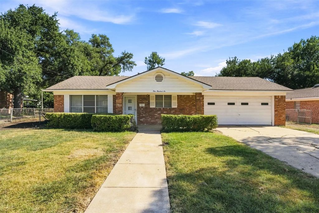 106 Royal Drive, Marlin