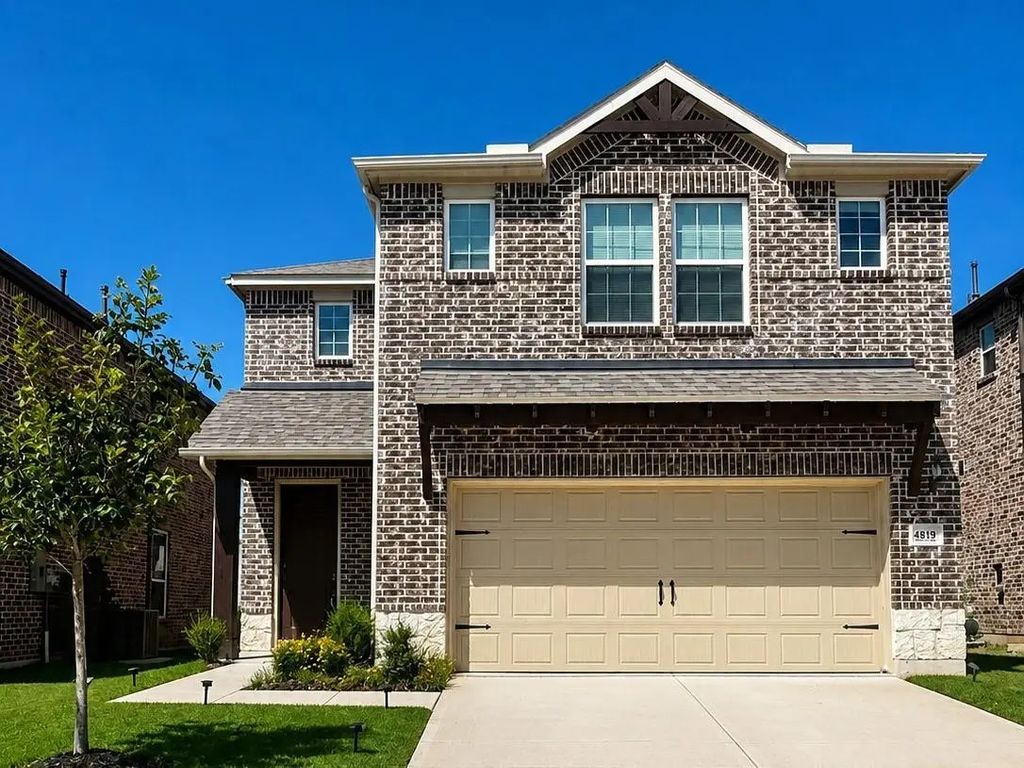 4839 Simcoe Street, Dallas