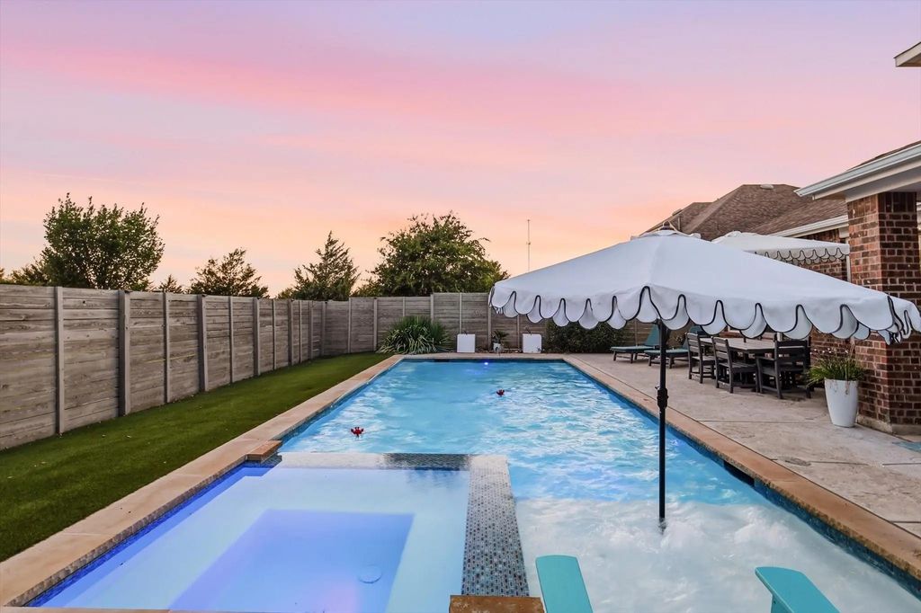 1725 Kaiser Cove, Argyle