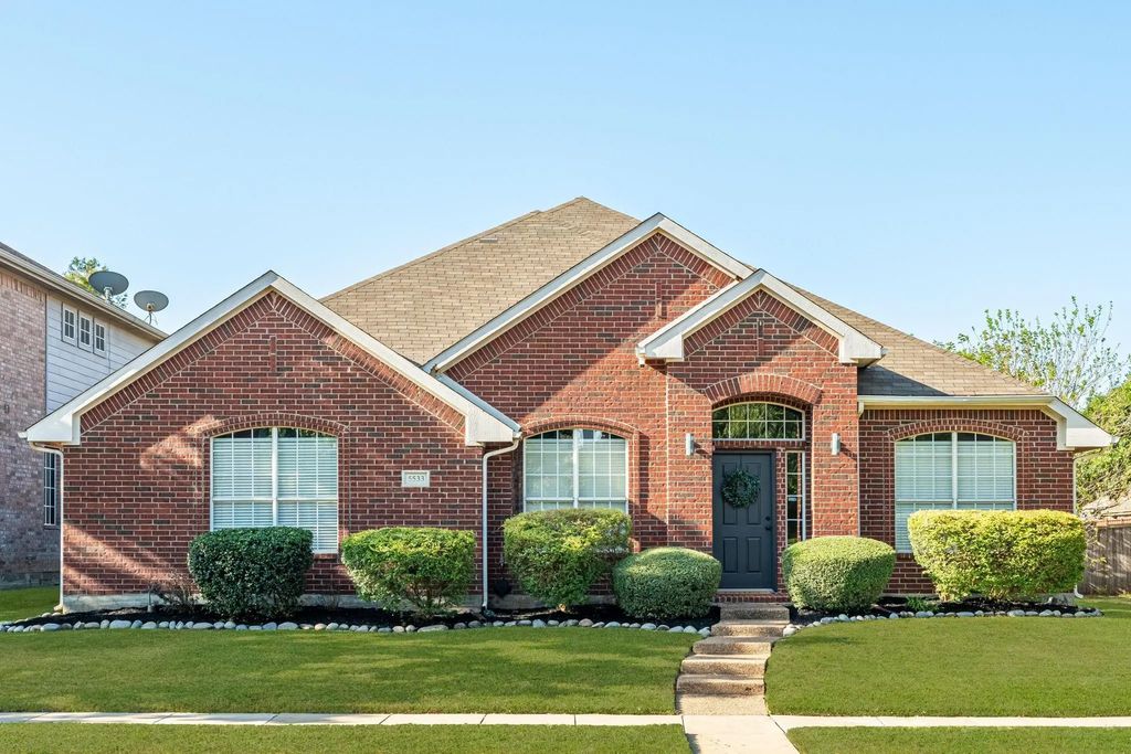 5533 Glenview Lane, The Colony