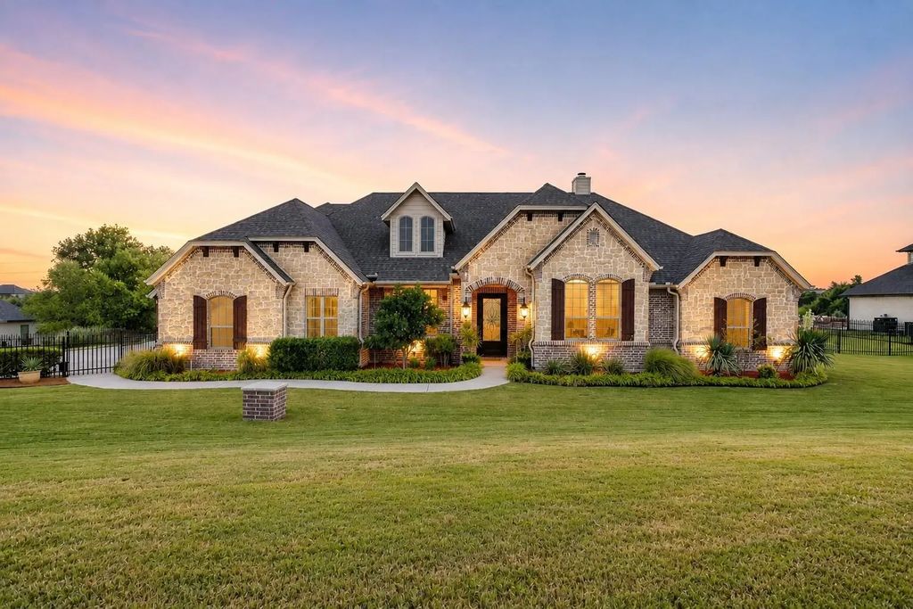 12408 Bella Vineyard Drive, Fort Worth