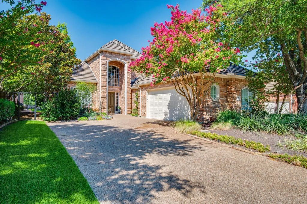 23 Fairway Drive, Frisco