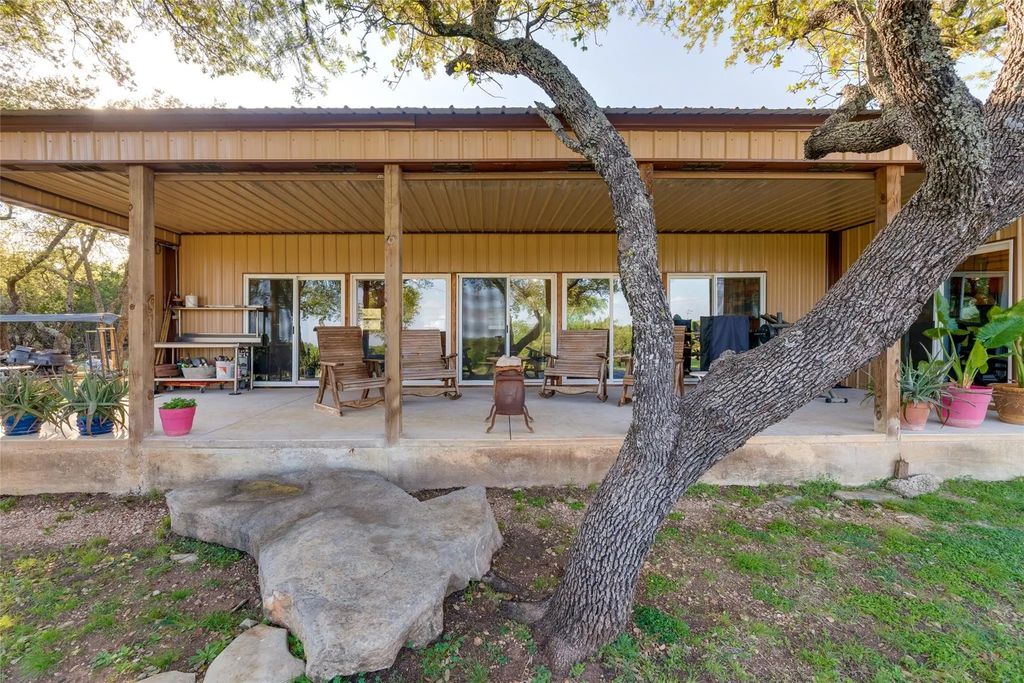 1261 Park Road, Lampasas