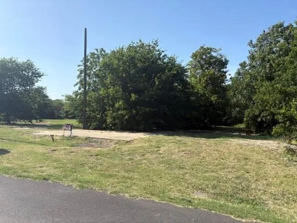 101 Water Street, Red Oak