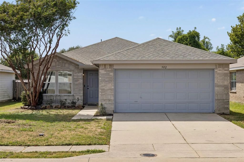 902 Post Oak Trail, Anna