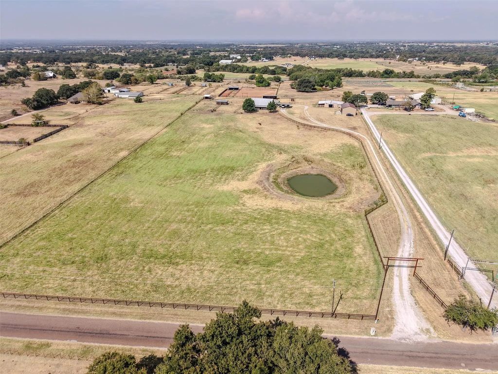 1108 County Road 4360, Decatur