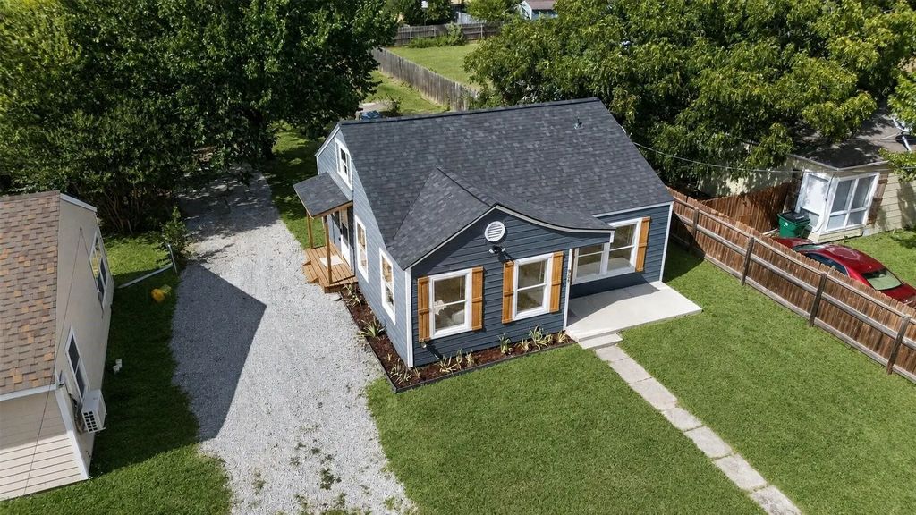 805 Adkins Street, Bowie