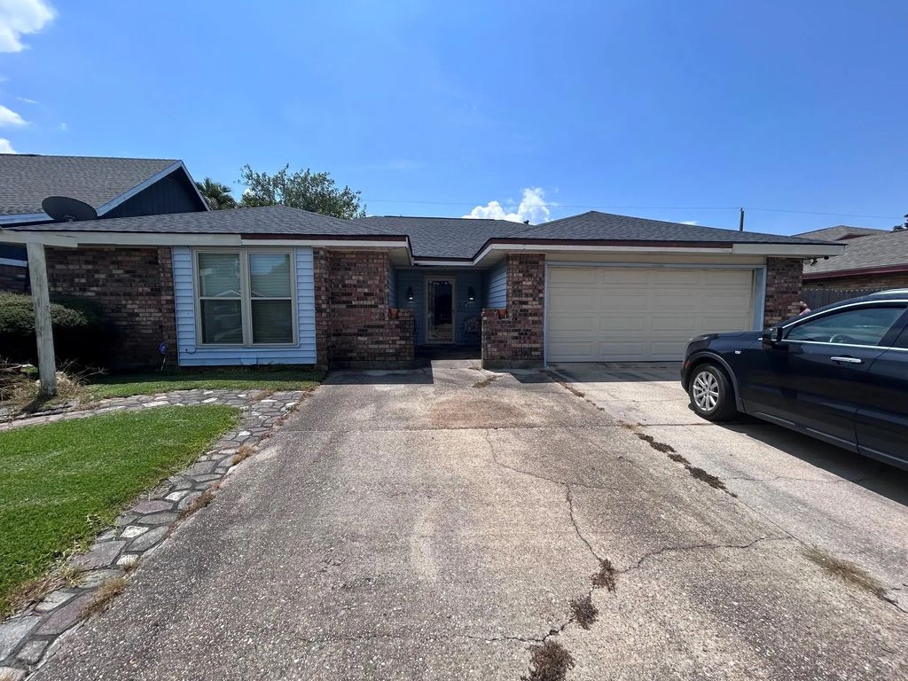 1913 Van Arpel Drive, La Place