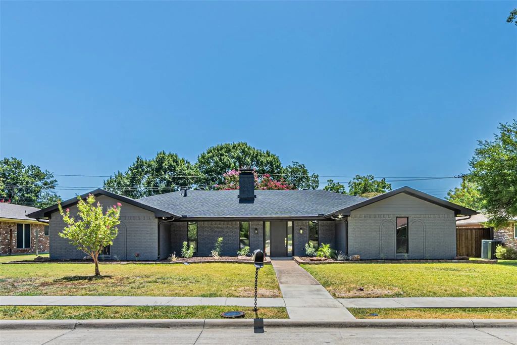 2716 Arborcove Drive, Plano