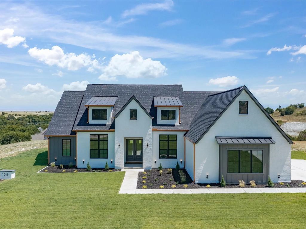 1013 Bear Creek Ranch Rd, Aledo