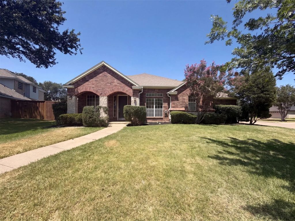 6 Cimarron Court, Trophy Club