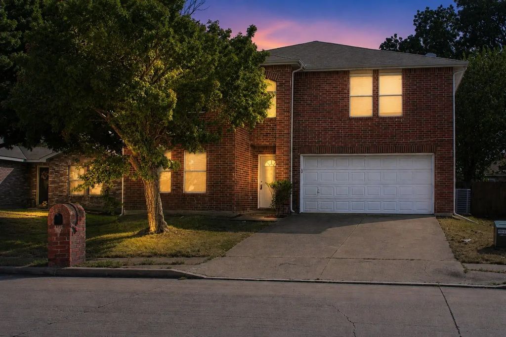 2805 Hillside Drive, Mesquite