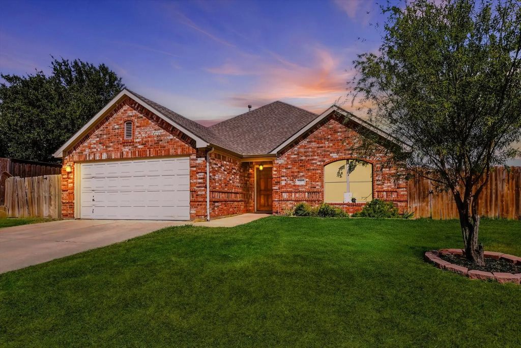 1012 Scenic Drive, Justin