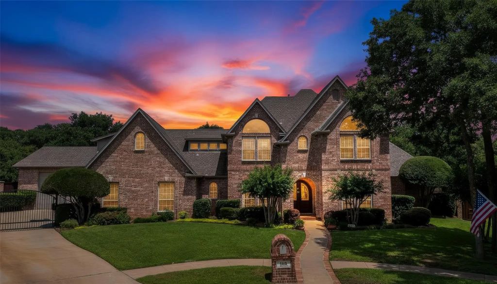 100 Bentwood Court, Denton