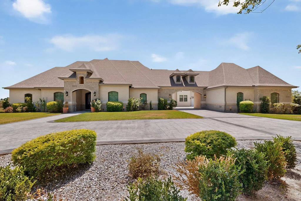 2055 Parkview Drive, Wills Point