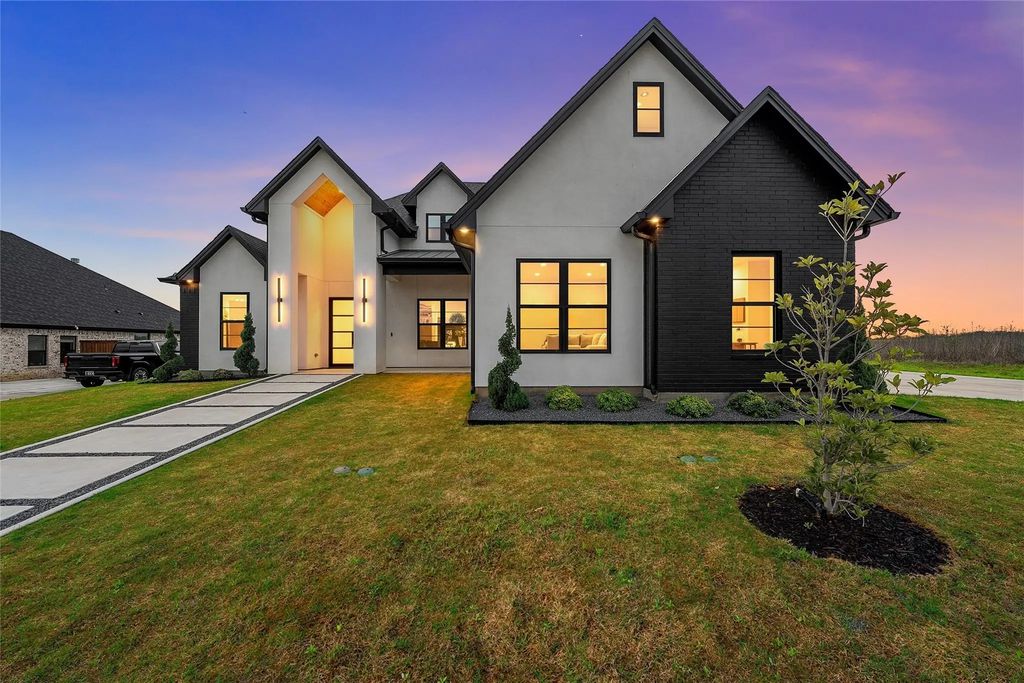 13001 Big Bend Boulevard, Woodway