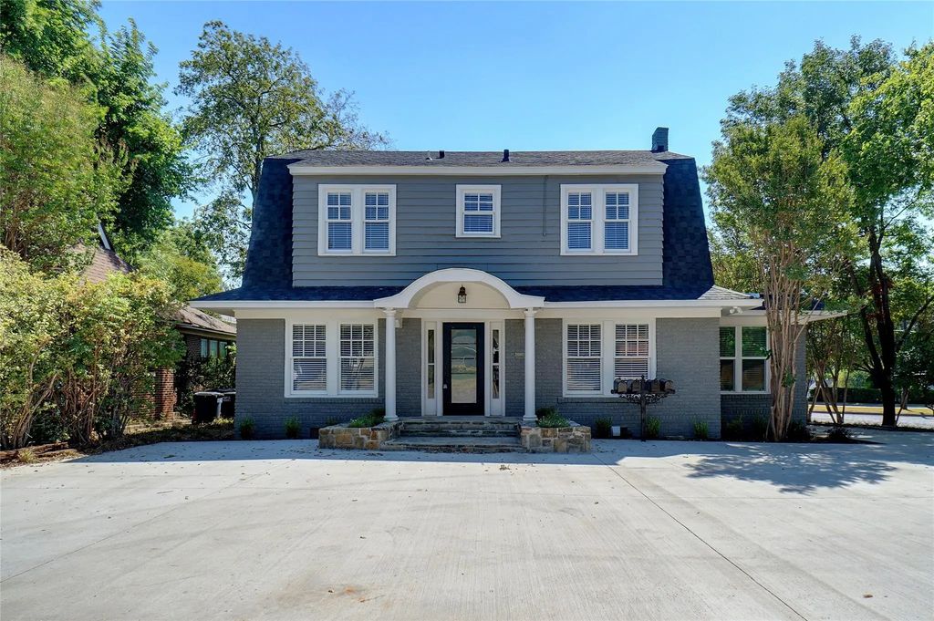 1511 Clover Lane, Fort Worth