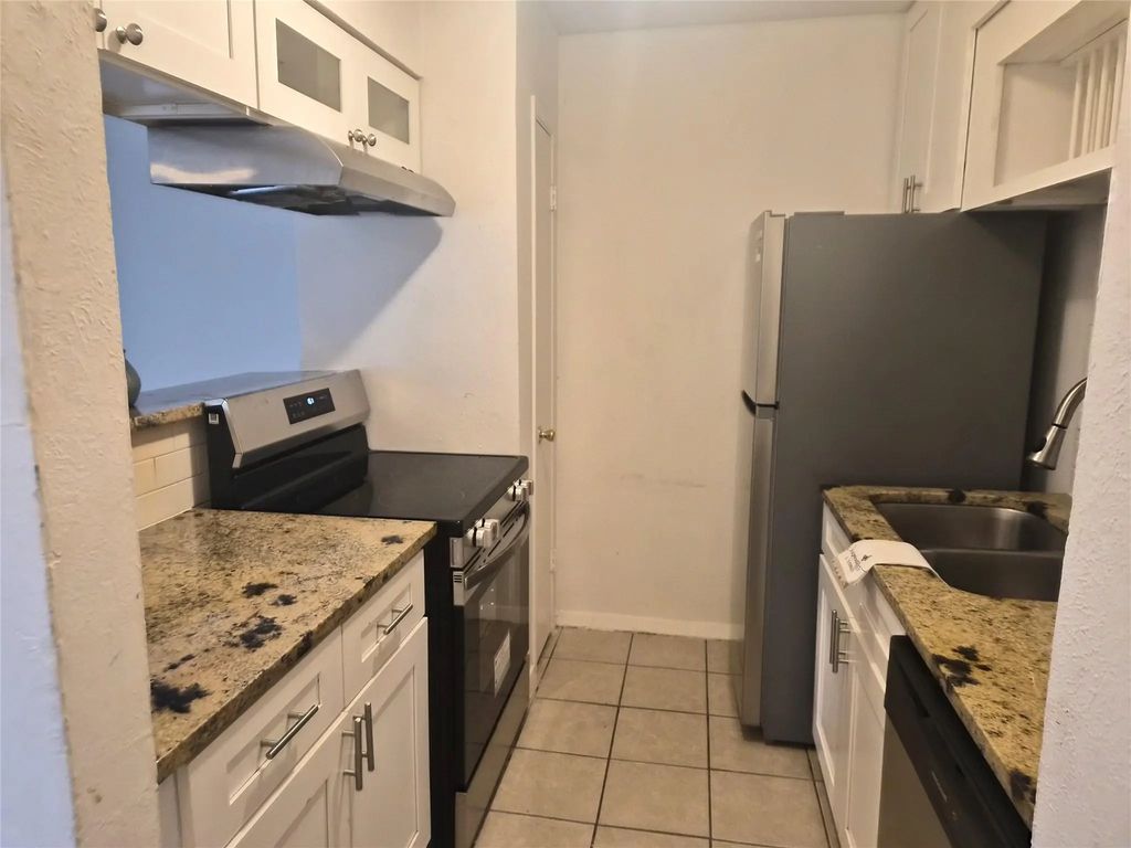 8110 Skillman Street 2059, Dallas