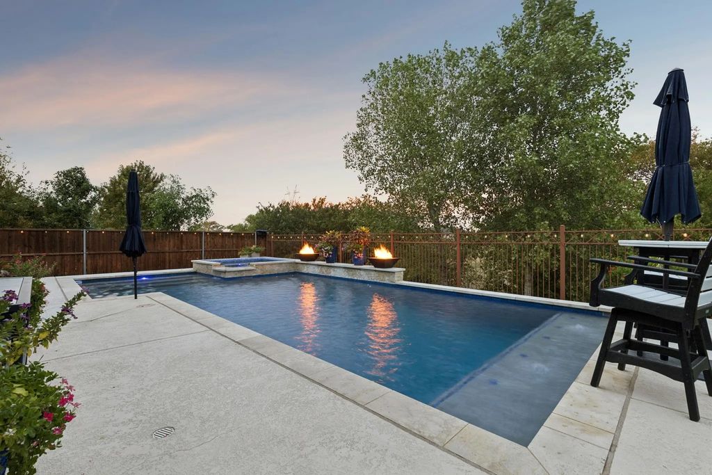 6204 Prairie Brush Trail, Northlake