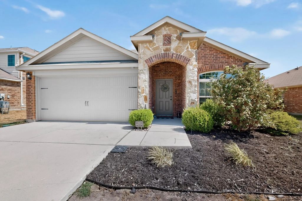 2806 Englenook Drive, Seagoville