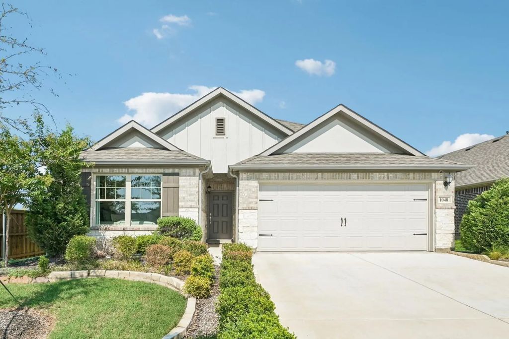 1048 Tarryhill Drive, Crowley