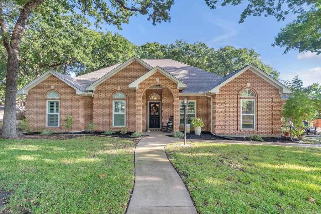 1809 Lakewood Drive, Weatherford