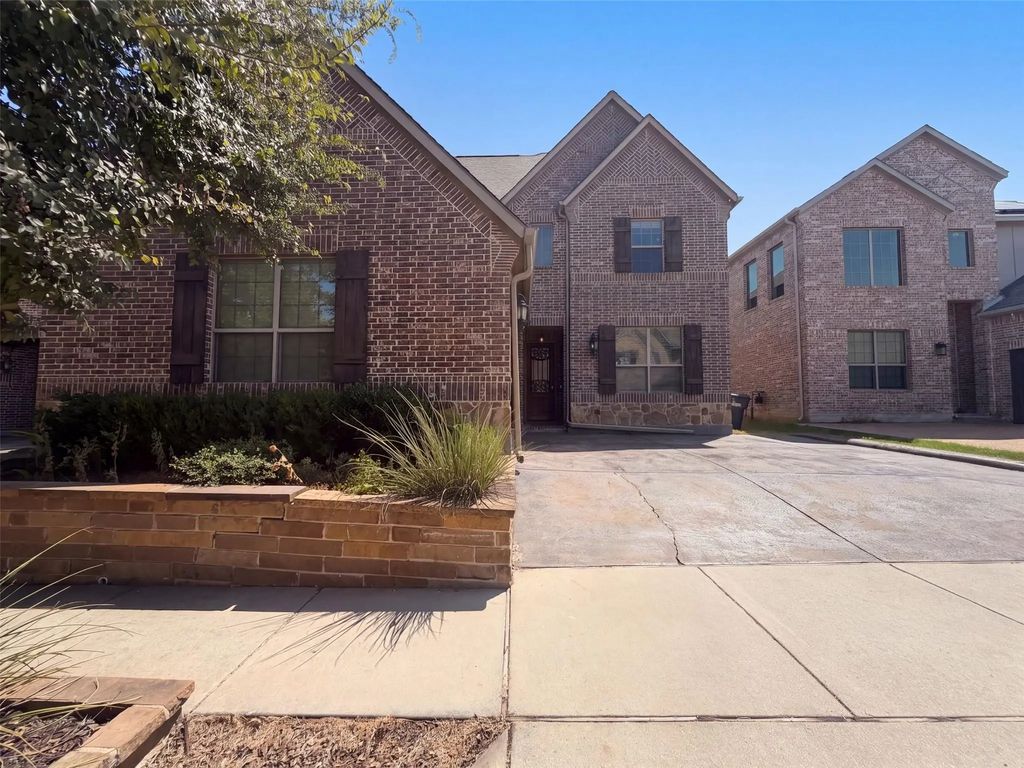 4905 Palm Springs Drive, McKinney