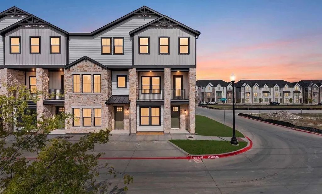 1000 Comfort Drive, Plano