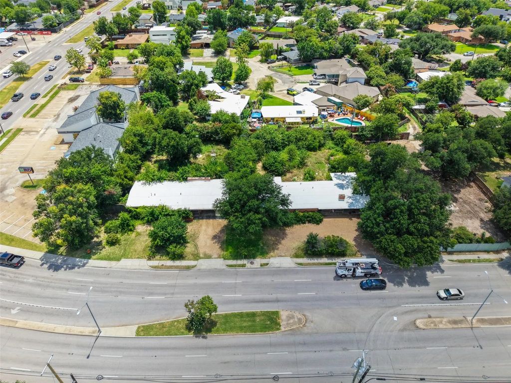 3658 Walnut Hill Lane, Dallas