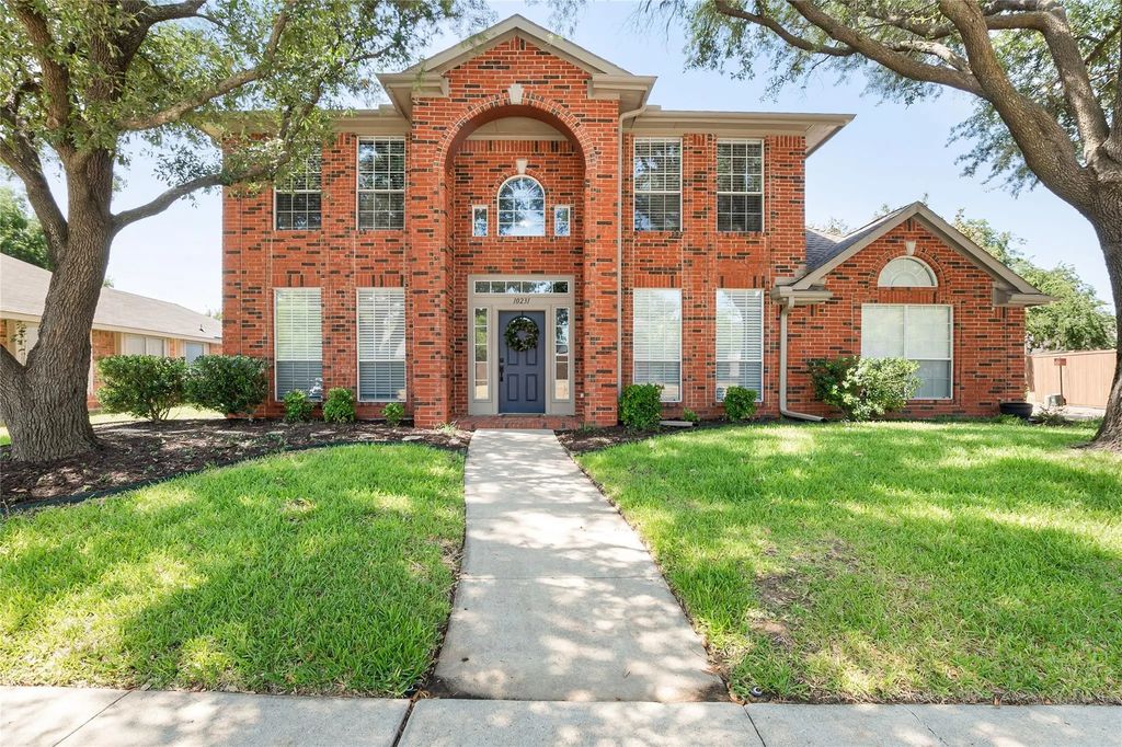 10231 Castle Drive, Frisco