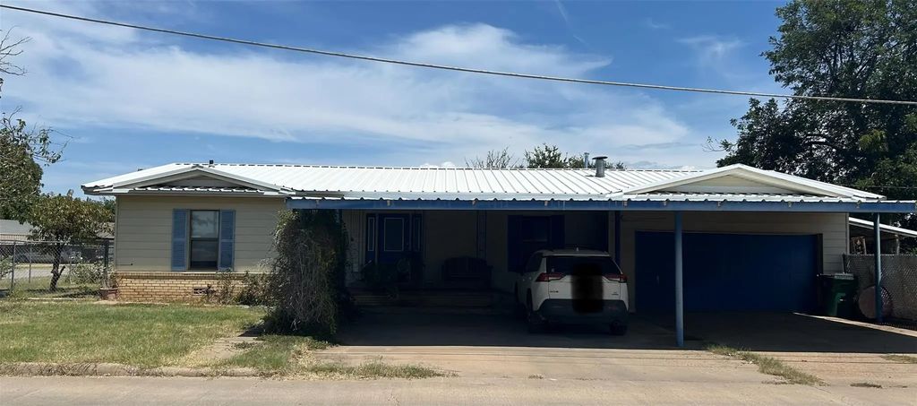 106 N Ave. O, Olney
