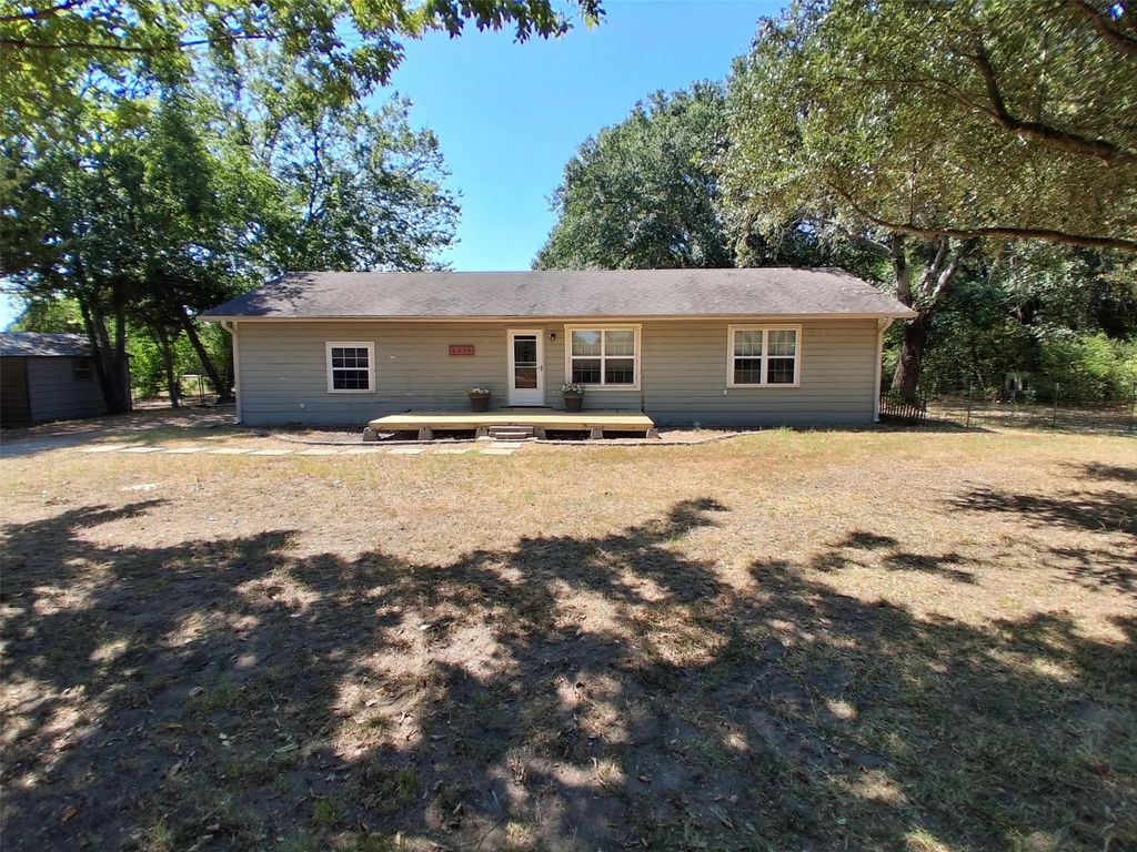 2619 Charity Road, Commerce