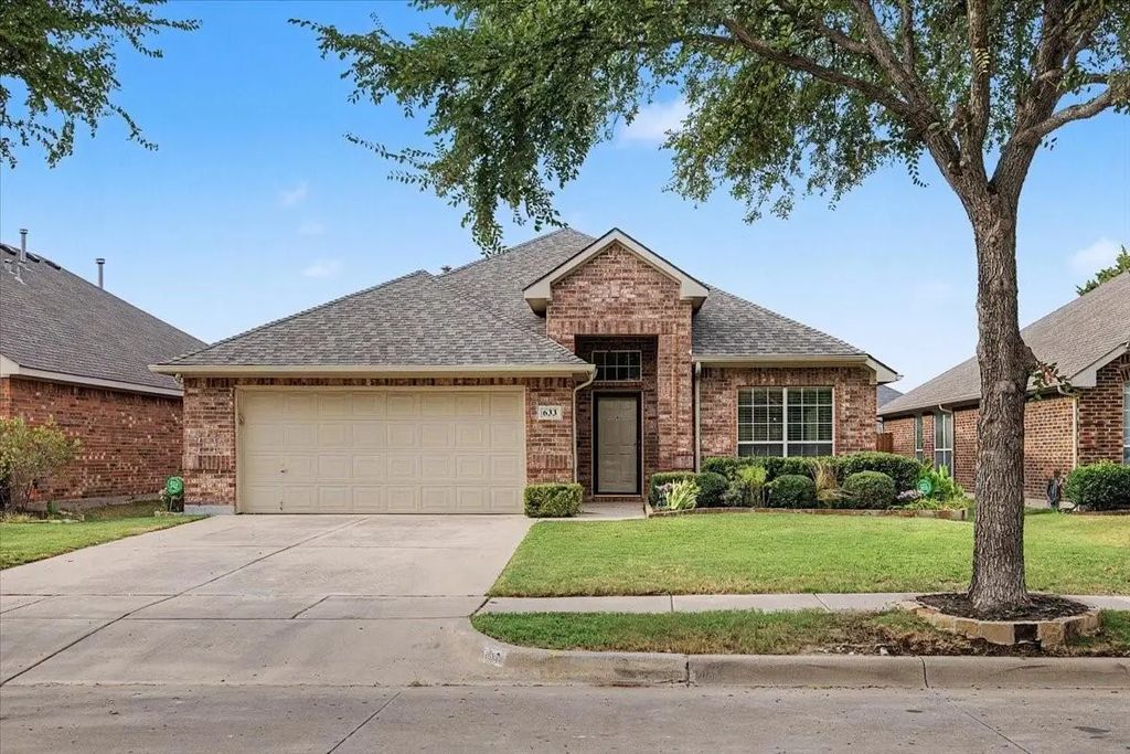 633 Darlington Trail, Fort Worth