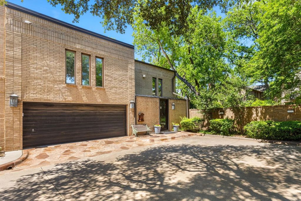 14 Waverly Place, Wichita Falls