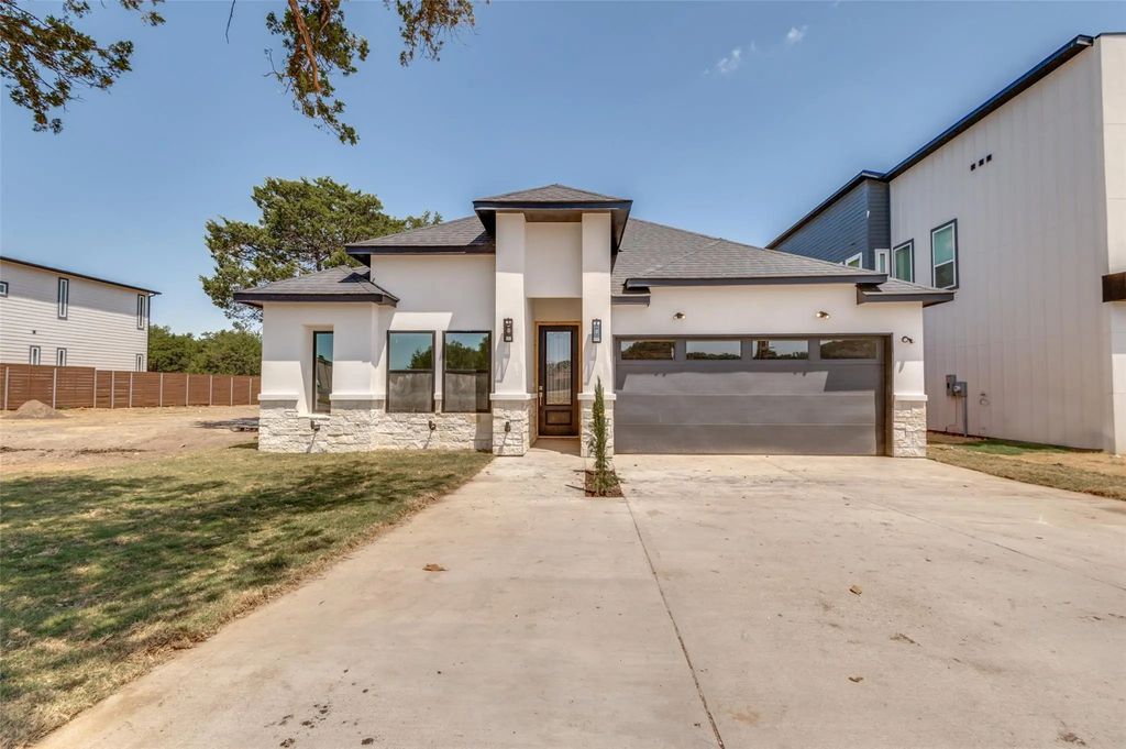 3913 Blue Ridge Boulevard, Dallas