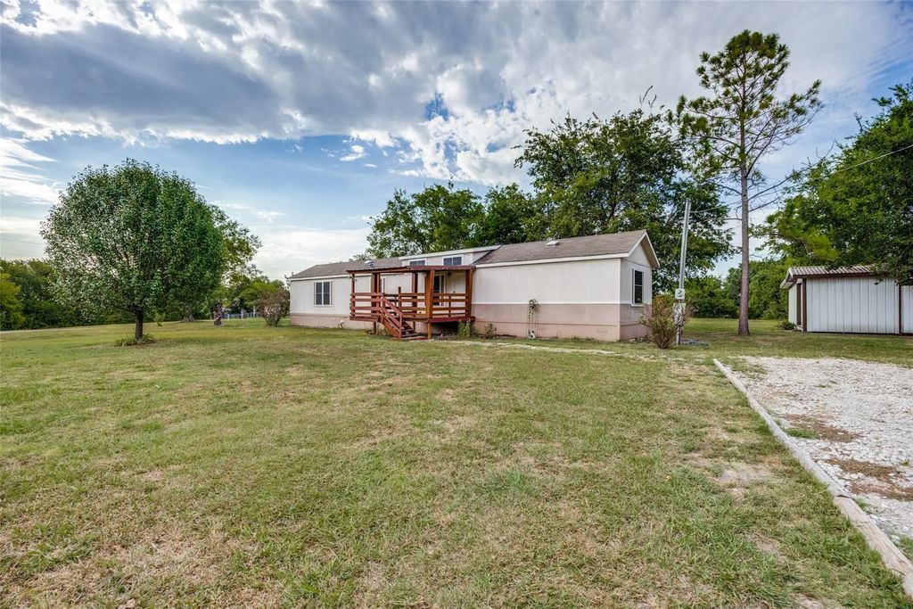 620 Pennell Road, Sherman