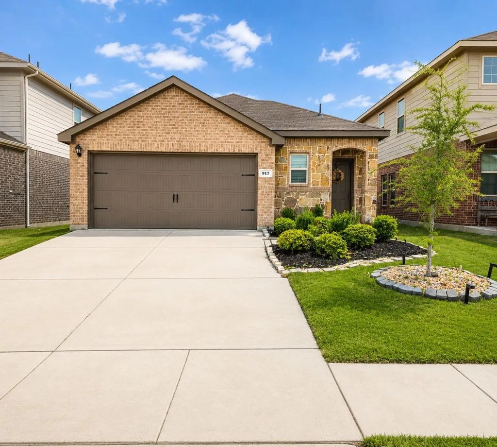 917 Sunrise Lane, Royse City