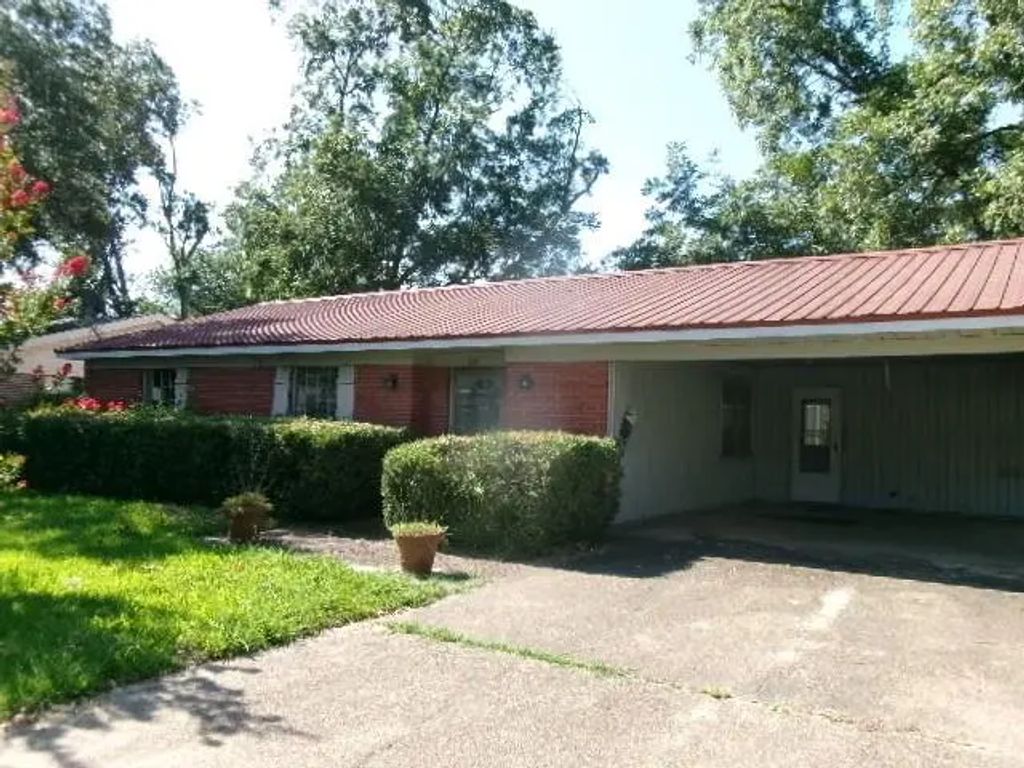 221 Peyton Colquitt Place, Shreveport