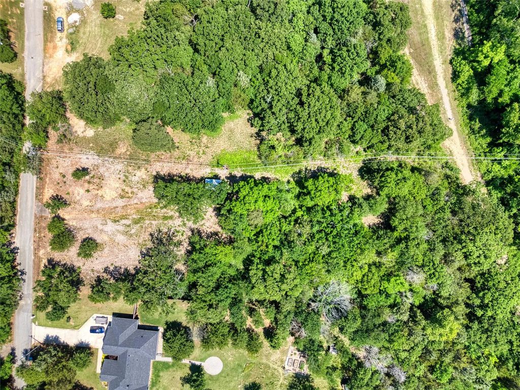2008 S Lang Avenue, Denison