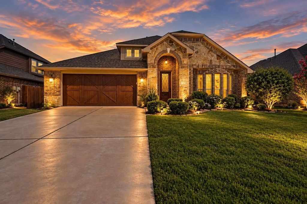 4209 Carnation Lane, Mansfield