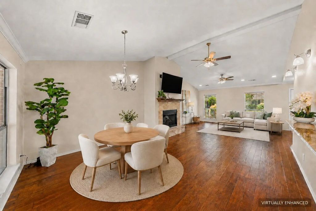 8825 Davis Street, Rowlett