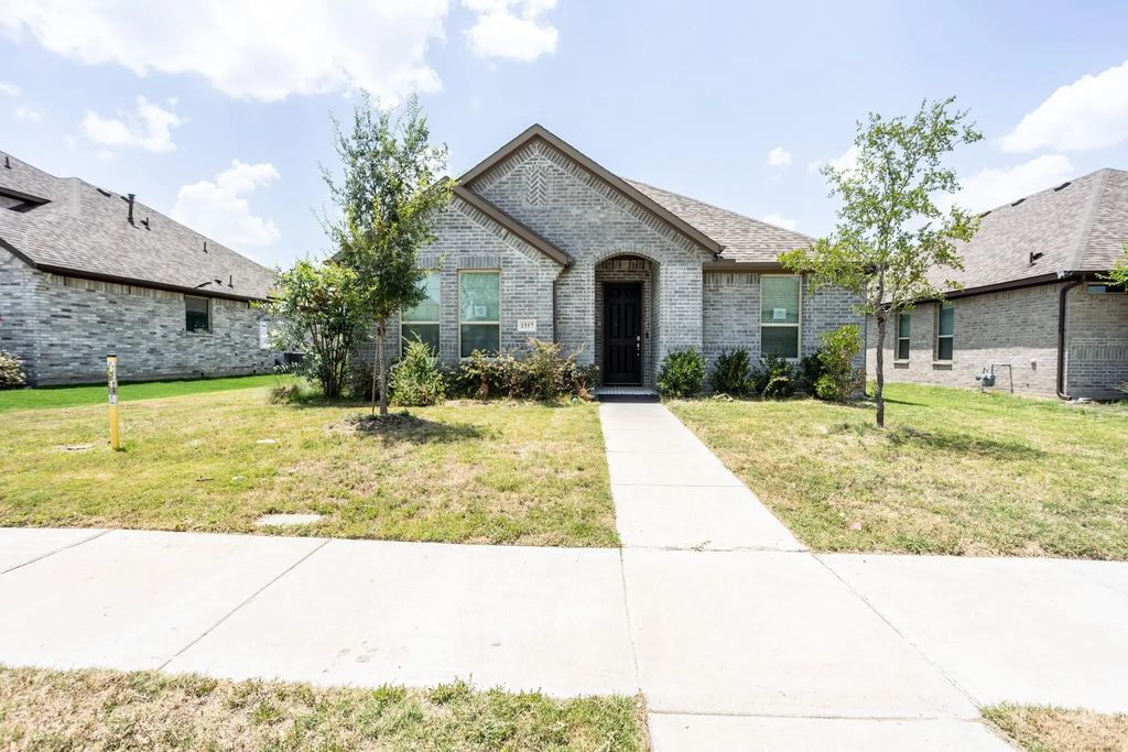 1557 Addison Drive, Lancaster