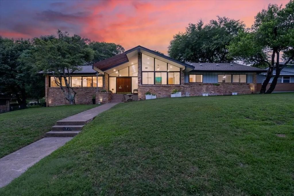 1729 Boca Chica Drive, Dallas